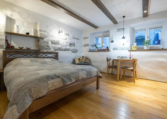 Like Home Apartments Salme 31